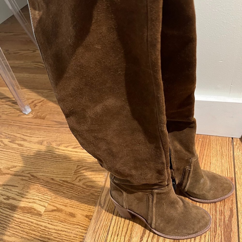 Vince Camuto Brown Suede Wedge Boots Size 6.5